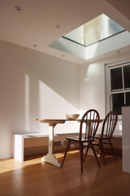 Beautiful And Contemporary Cornish Townhouse In Penzance Villa Exterior photo